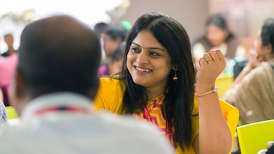 Punonjës të Shell duke drekuar