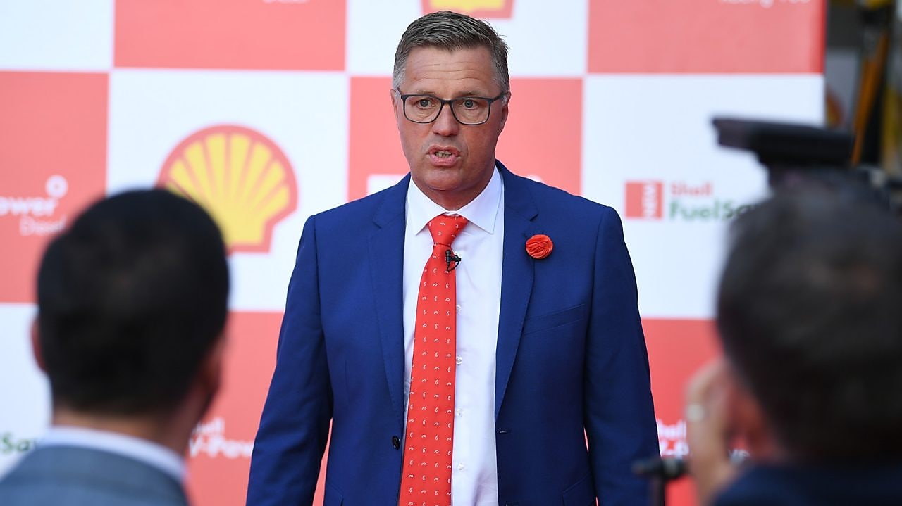 z. Wim Riegman gjatë një Interviste ne hapjen solemne-Galeria-14.05.2018